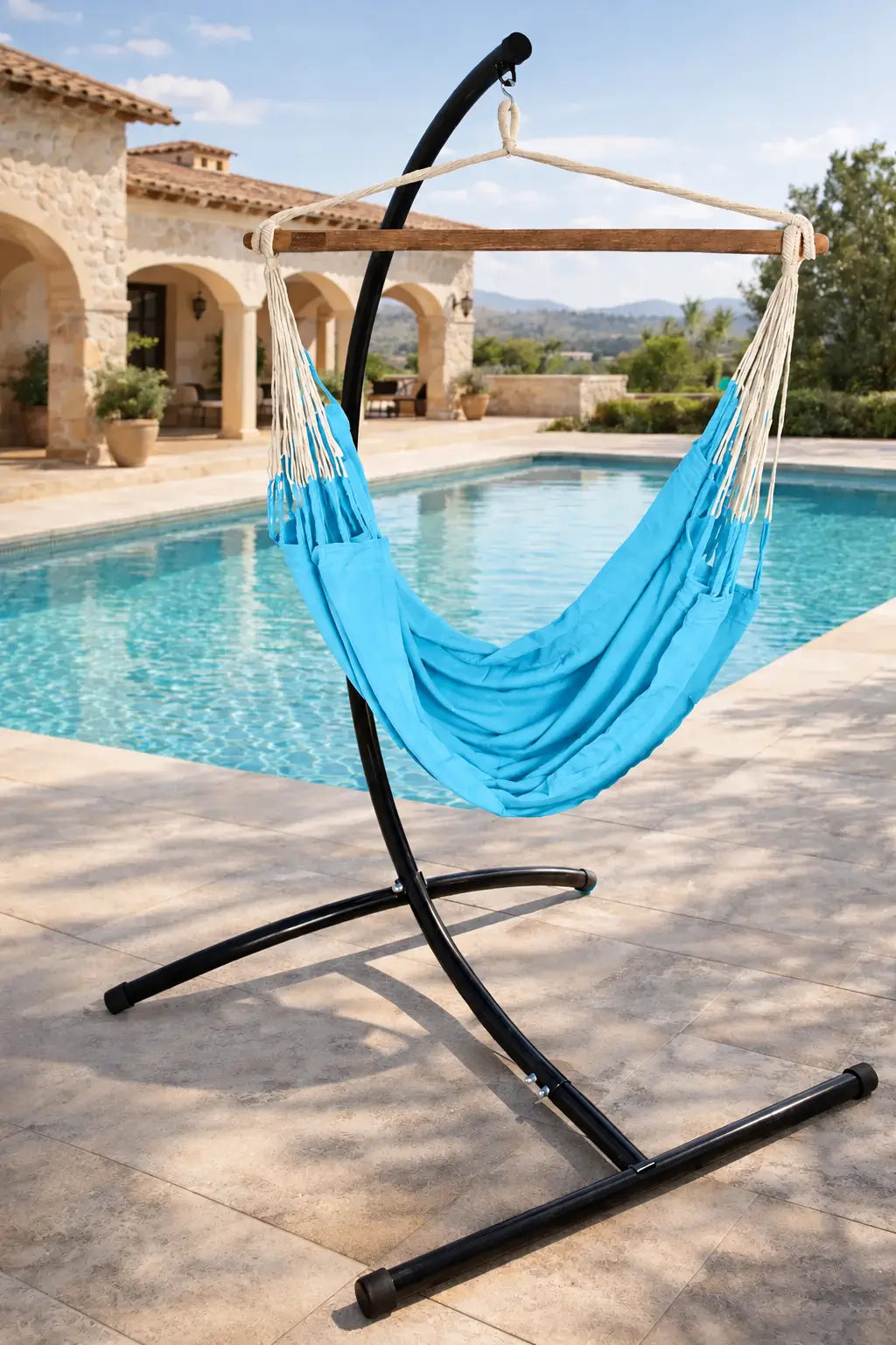 chaise colombienne bleu pale avec support universel