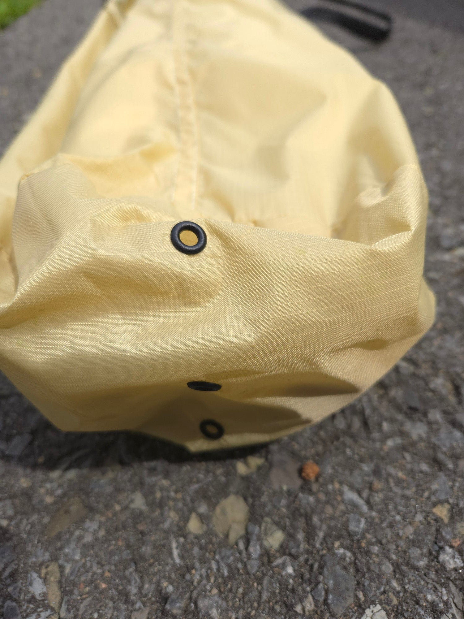 Hamac Univers Accessoires beige-militaire Sac de transport ou de remisage pour hamac avec barre de bois 642135811900 SBHC